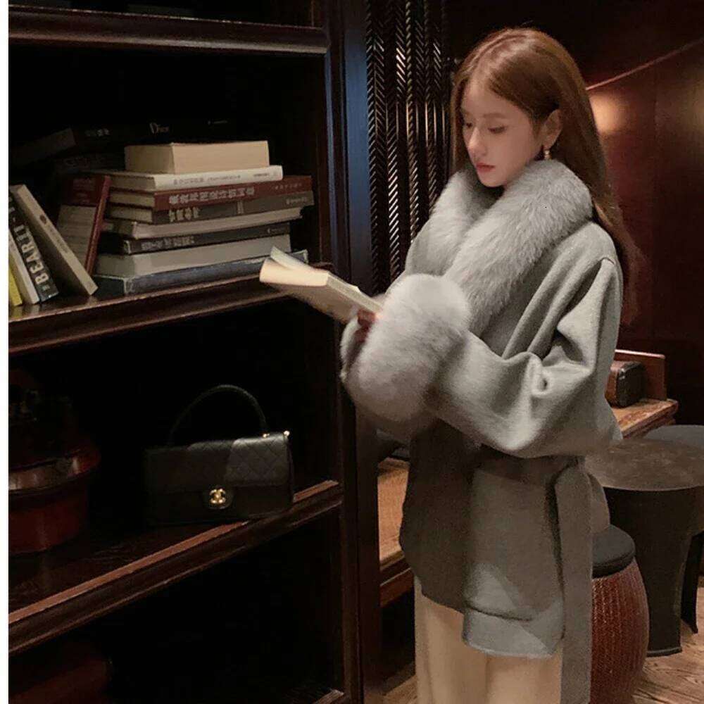 Dresses Dresses 2024 Korean Fashion Winter Solid Fox Fur Collar Thick Warm Long Ladies Lace Up Wool Outwear Woolen Coat With Belt Women