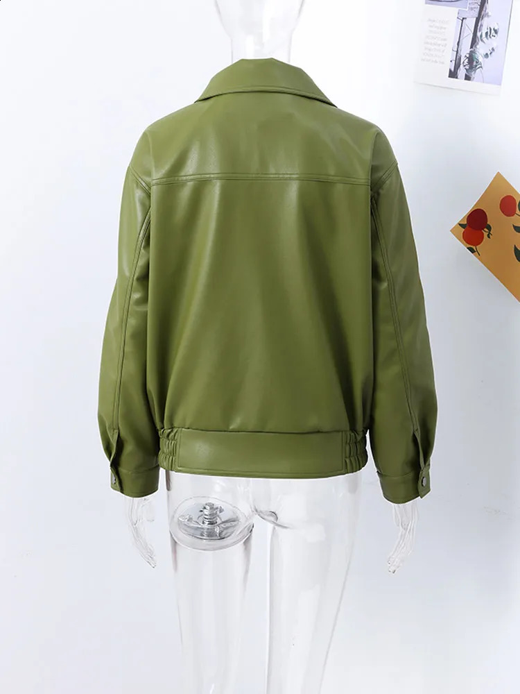 Vintage Womens Green Leather Jacket Zipper Long Sleeve Lapel Pockets Loose Lady Coat 2025 Autumn Retro Moto Biker Outwear 250916