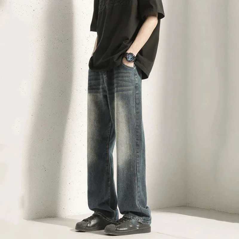 Men Vintage Warm Plush Straight Leg Denim Pants Male Loosefit Daily Trendy Cool Style Jeans Thicken Thermal Streetwear TrousersZ250917