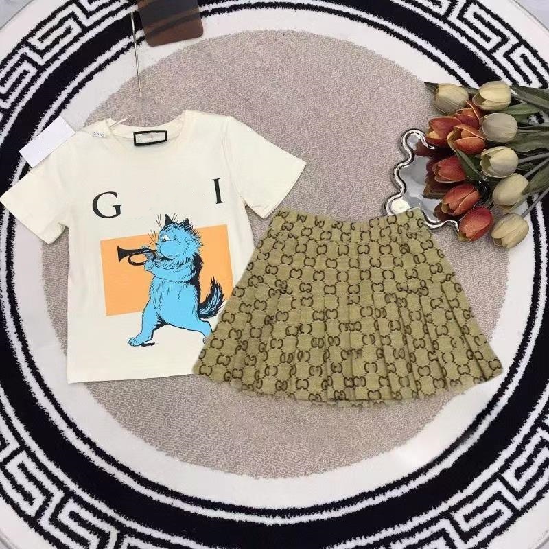 New Kids Tracksuit Luxury Designer Dress Tshirts And Shorts Suit For Boys Girls Street Clothes Baby Summer Two Piece Set Toddler Summer T shirt Size 90cm-160cm DT2150