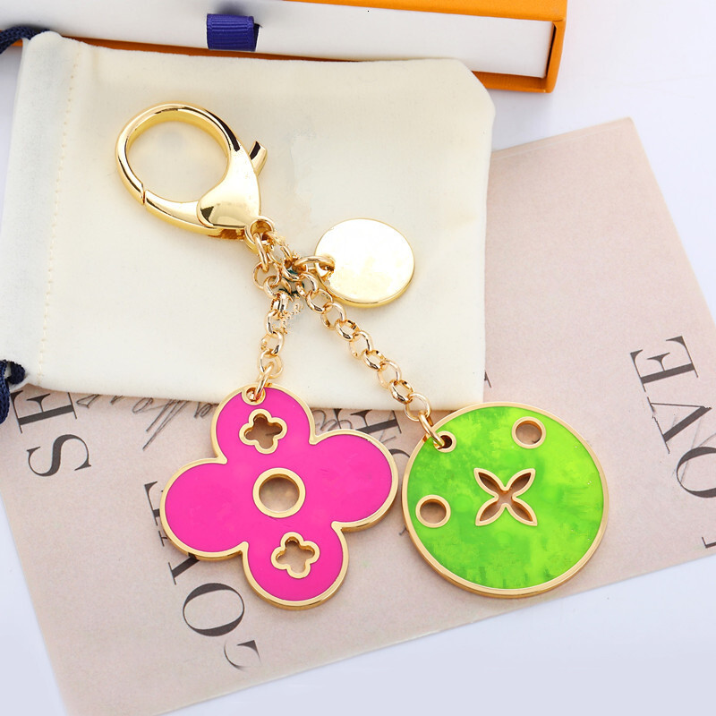 Luxury Keychain donkey house hotselling series fashion metal bag pendant old flower keychain car ring key buckle Ornament Pendant Accessories Chains