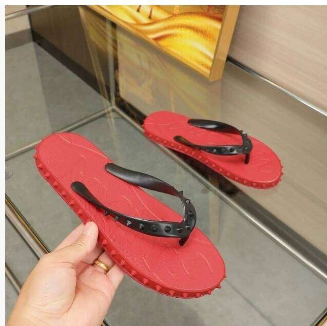 2025 Fashion CL Flip-flops Men Women Go Out for Leisure and Light Red Classic High-quality Slippers