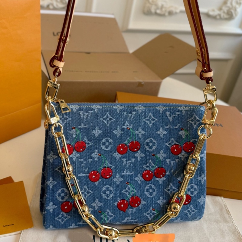 Crossbody Bags Chain Shoulder Women Handbag Purse Hobo Underarm Baguette Coussin pouch Wide straps Embossing Fashion letters High quality Removable straps