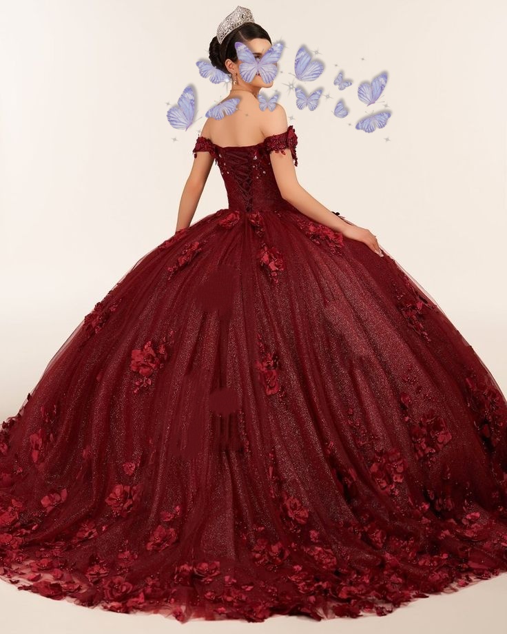 Sparkly Beaded Sequined Burgundy Ball Gown Quinceanera Dresses Sweetheart Neck Lace Appliqued Prom Gowns Sweep Train Sweet 15 Dress