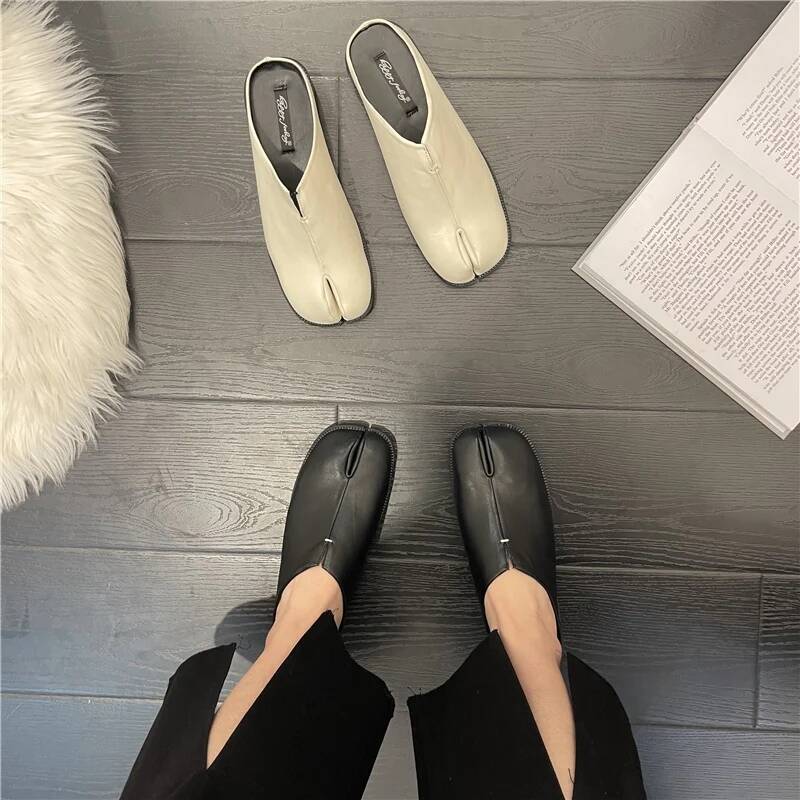 New Fashion Tabi Ninja Flats Leather Split Toe Flat Women Cozy Loafers Female Casual Low Heels Ladies Mules Shoes ddmypanda