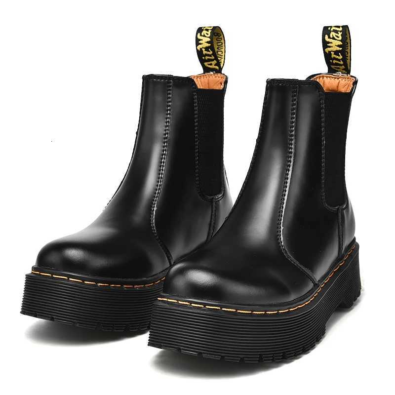 Women Classic Retro Genuine Leather Chelsea Boots Female Fashion Ankle Boot Casual British Style Short Boot HighTop ShoesXJ250917