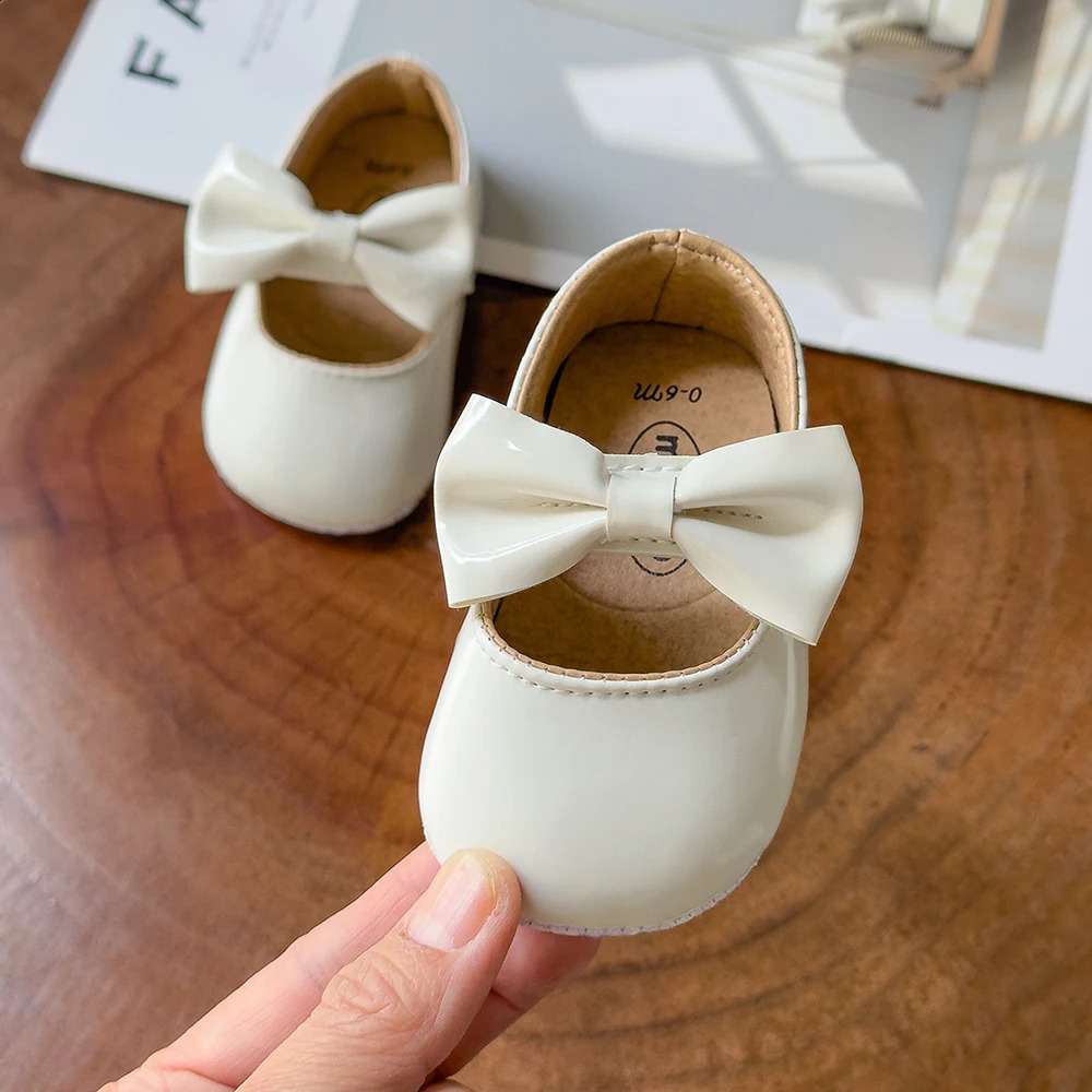born Baby Shoes Infant Girls Shoes PU Antislip Bowknot Classic Princess Dress Shoes Toddler First Walker Crib Shoe 250916