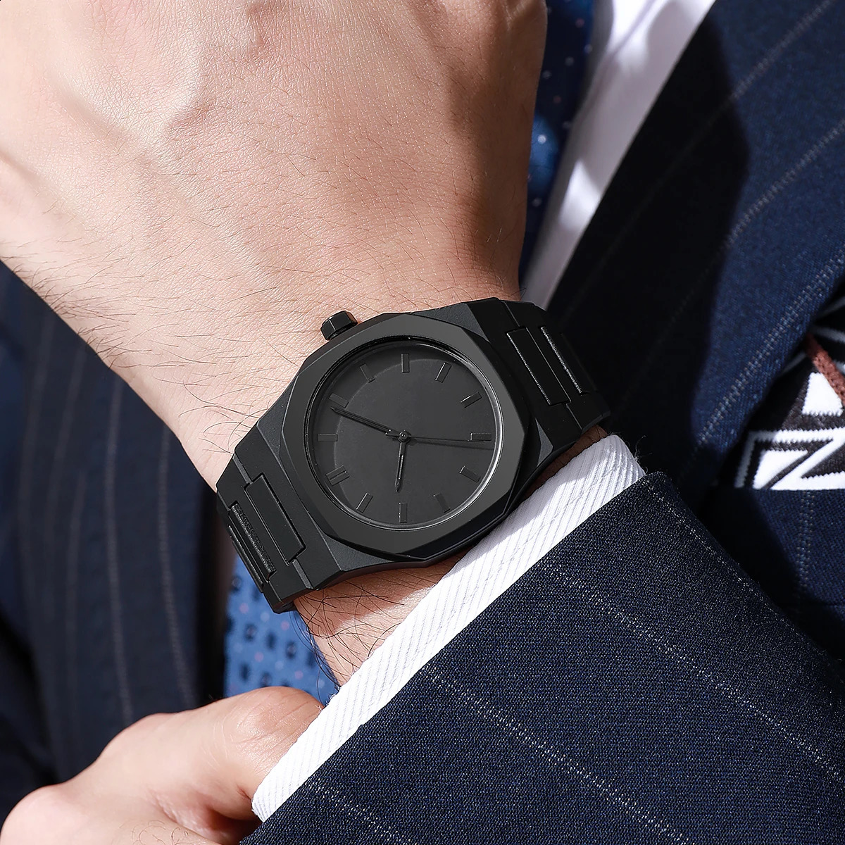 2025 Trend Men Creative Watch Fashion Silicone Black Business Style Arabic Digital Military Quartz Sports Watches 250916