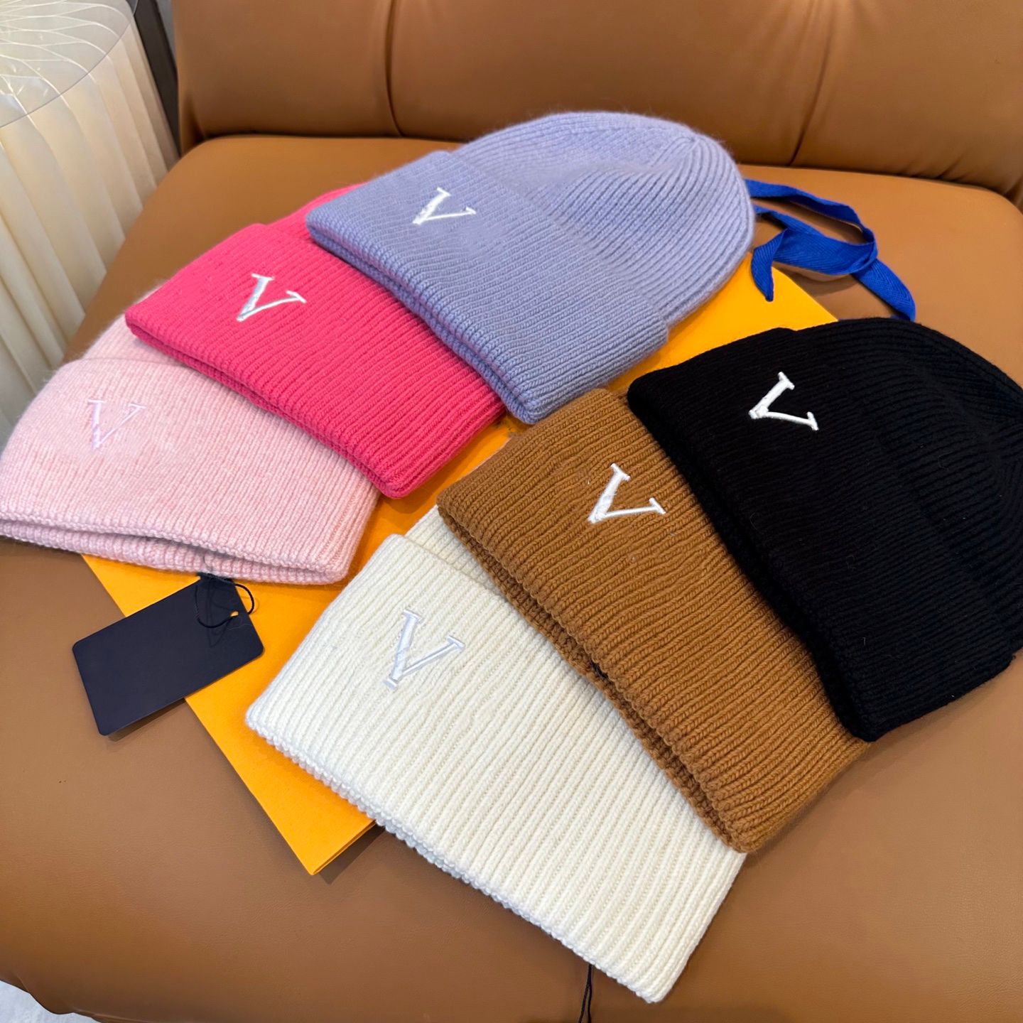 Beanie Designer Cap Bonnet Dressy Winter Hats for Men Womens Travel Skiing Classic Knitted Hat