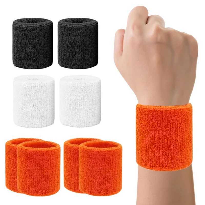 New Hot 1Pair 2Pcs Set Breathable Cotton Wrist Sweatbands Sweat Absorbent Wristbands for Tennis Football Basketball Running Gym J251211