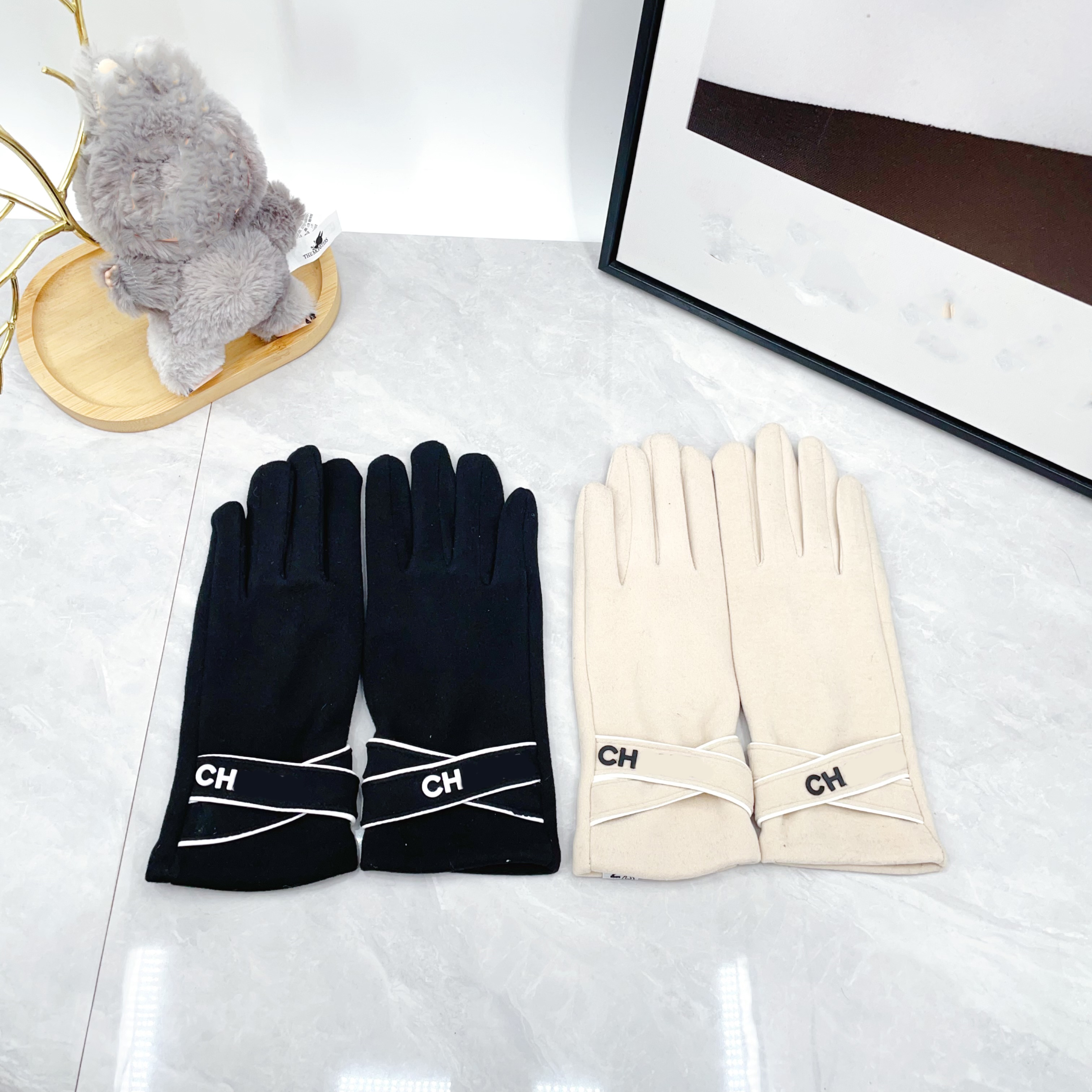 Unisex Designer Five Finger Wool Gloves Warm Solid Color Winter Accessories Warm Velvet Gloves