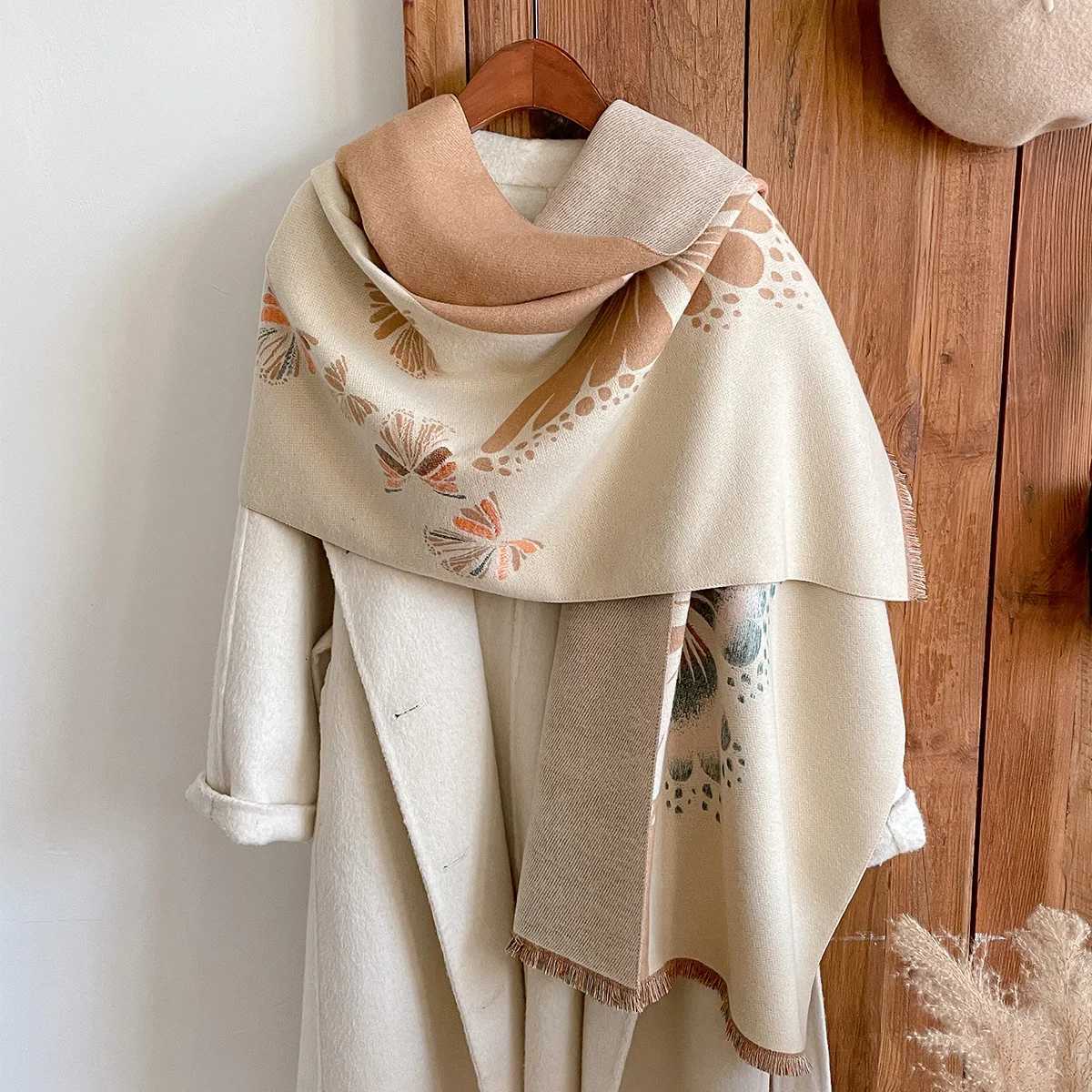 NEW Luxury Winter Thick Warm Scarf Wen Cashmere Shl and Wrs Neckerchief Bufanda Fem Long Tel Echarpe 2025 Y250918