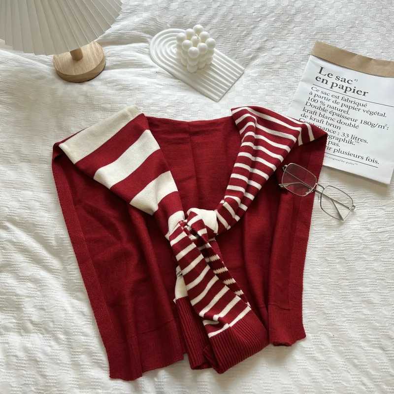 Mah Black and White Knitted Striped AllMahing Fashion Decoration Website plusSi Neck Protection Shoder Shl Y250918