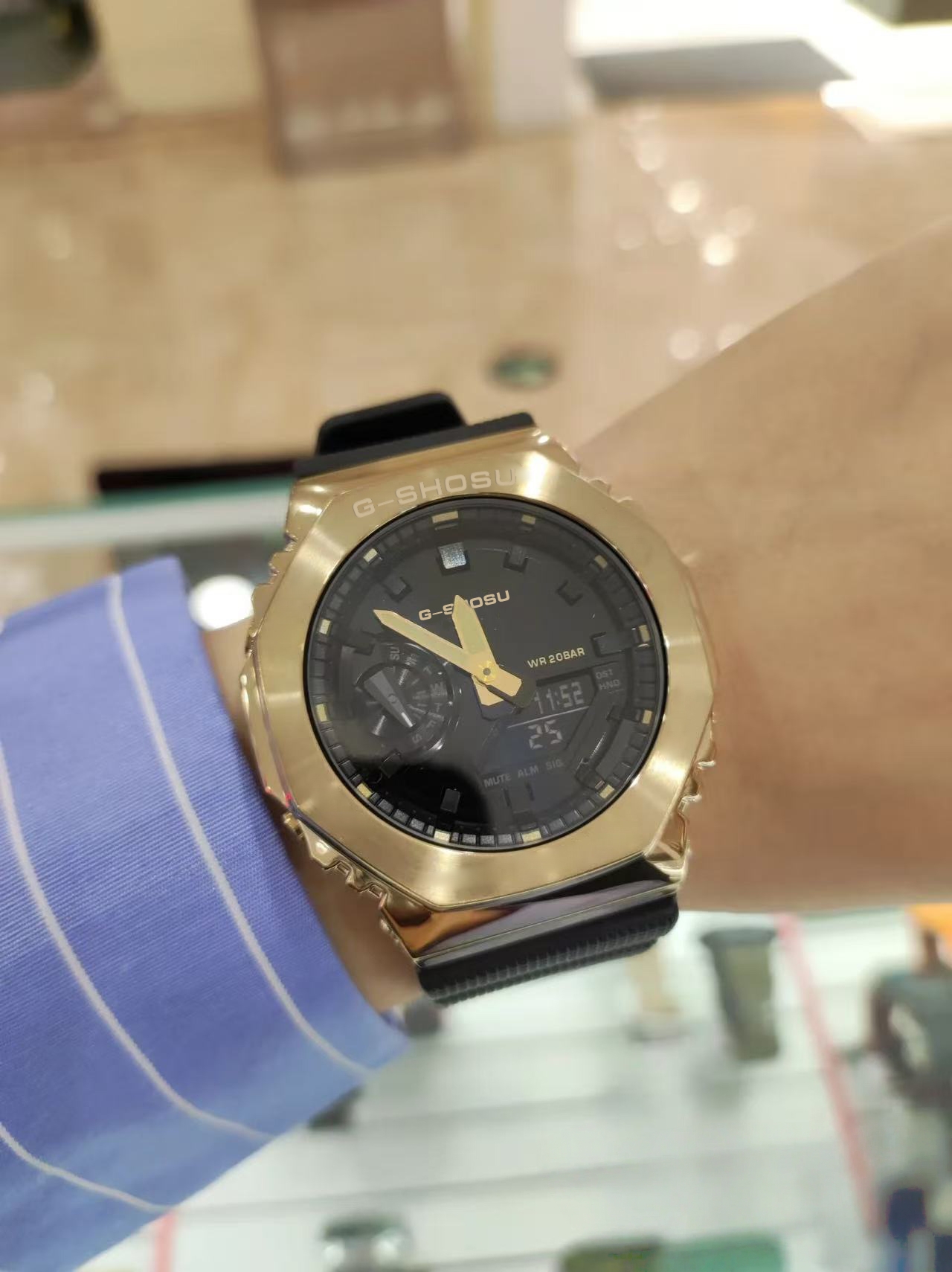 Iced Out Watch Full Function Unisex Sports Digital Electronic Watch Waterproof Large Dial LED Dual Display Oak Series G39