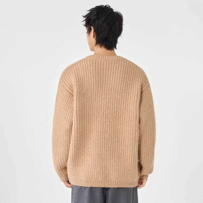 New Autumn Winter Outdoor Highquality Inner and Outer Casual Pullover Sweater Versatile Breathable Cold Proof Warm Trendy TopZ250918