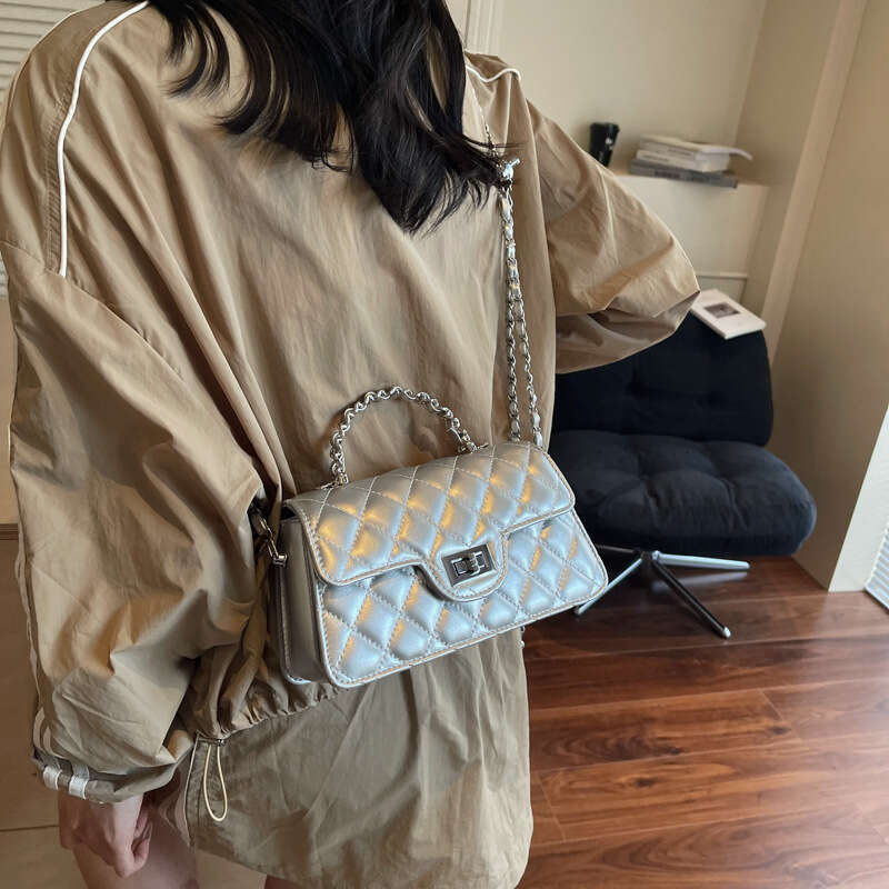Quilted Chain Small Square Bag Women's Bag 2025 New Versatile Shoulder Tote Bag Designer Bag Crossbody Bag Simple Handbag Underarm Bag