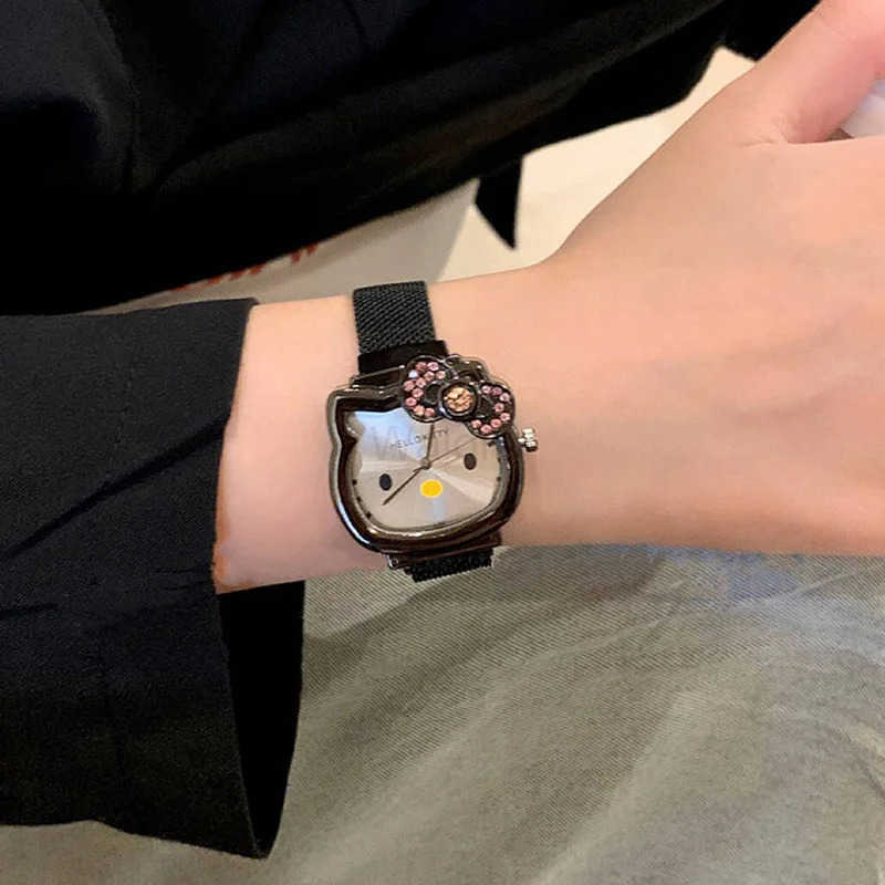 Sanrio Hello Kitty Diamond Watch Cat Bow Kawaii Pink Ladies Gold Sliver Metal Jewelry Cartoon Magnetic Watch Girlfriend Birthday L250918