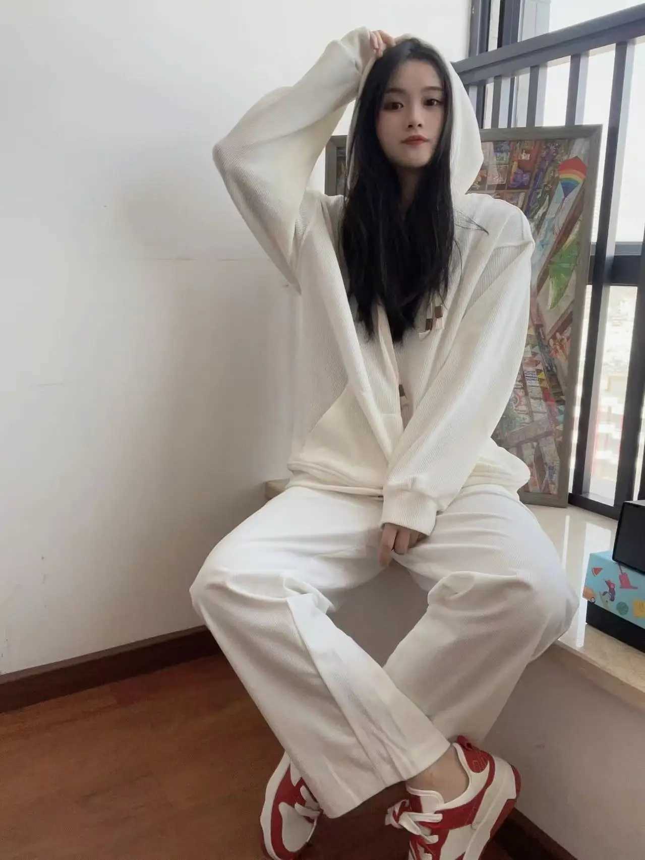 Corduroy hooded hoodie womens autumn and winter new item student Korean version loose and versatile top jacketZ250918