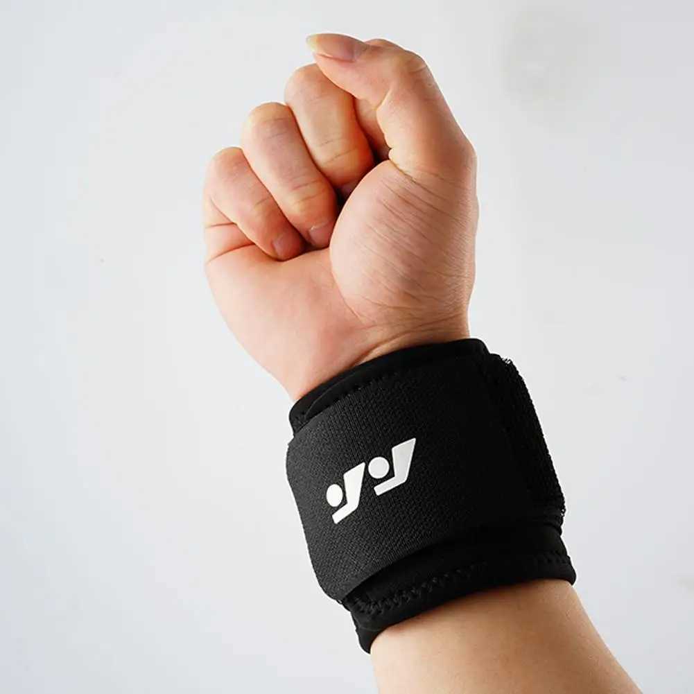 1pc Wrist Support Gym Sports Wristband Palm Guard Protector Adjustable Wrist Brace Strap Carpal Compression Wristband Gear J251211