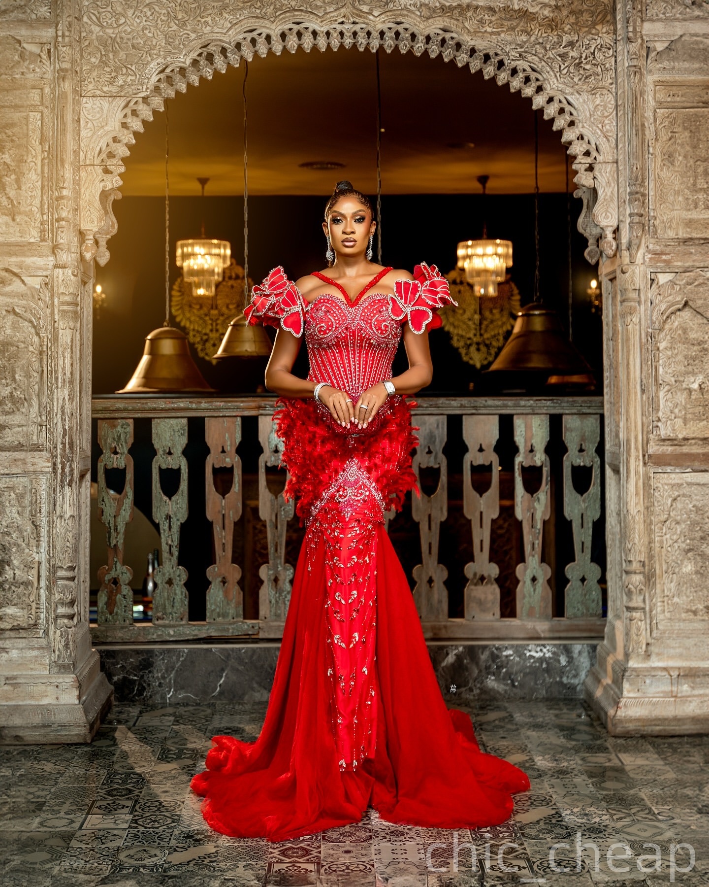 Red Mermaid Prom Dresses 2025 Feather Crystals Flowers Luxurious Evening Formal Party Second Birthday Engagement Gowns Plus Size Dress For Special Occ