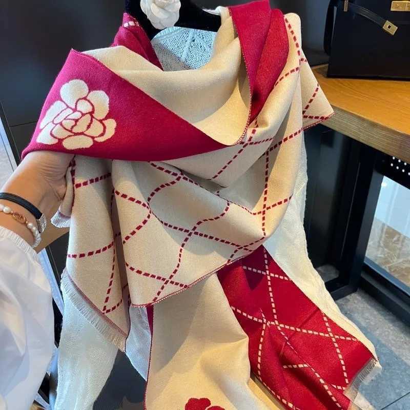 2025 NEW Elegant Wen lia Soft Scarf Long Shl Wrs Autumn Winter Neckerchief Spring Summer Travel Ce Echarpe Y250918