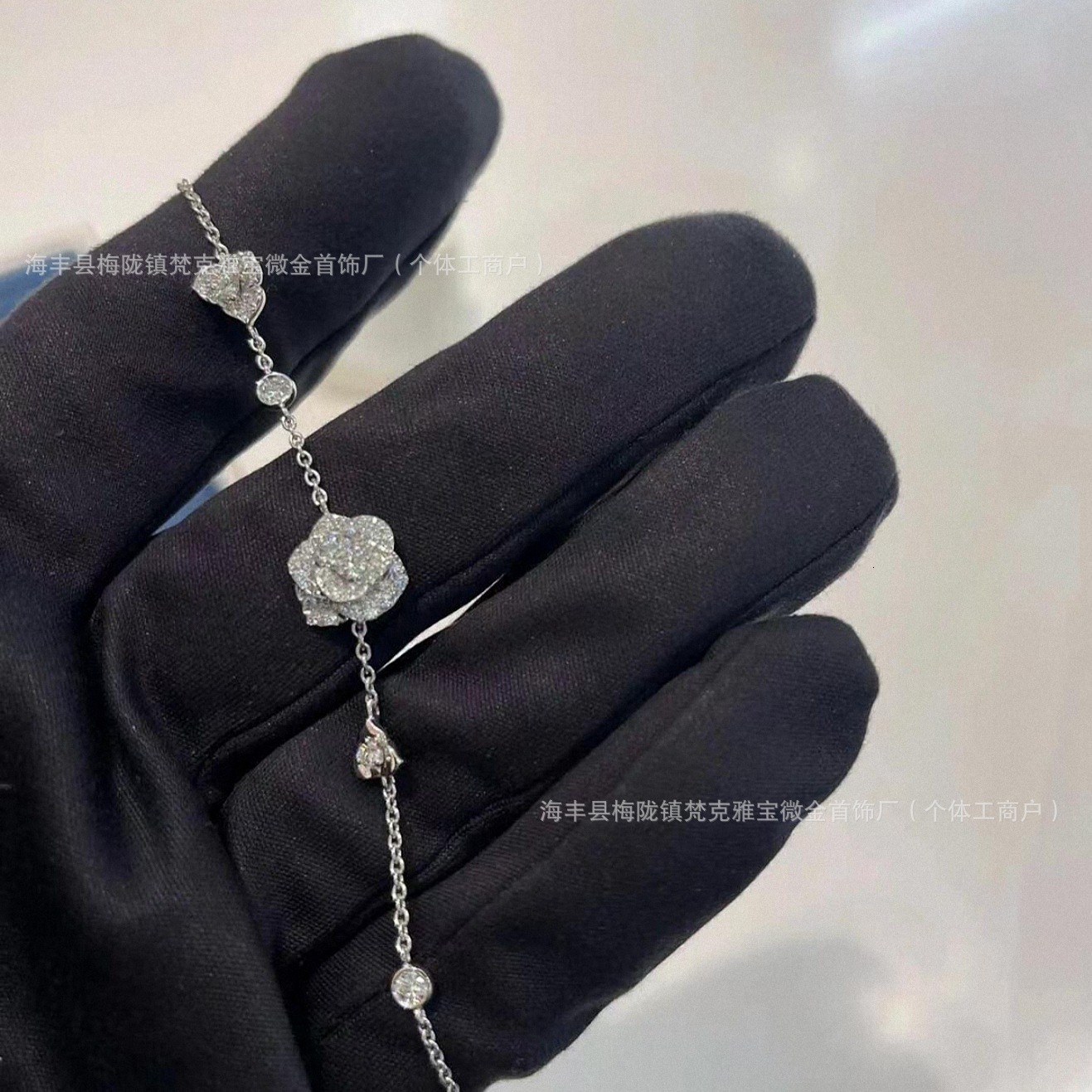 bracelets designer bracelet high version rose flower full dia bracelet female threedimensional camellia hand jewelry v gold small fragrance style cnc 