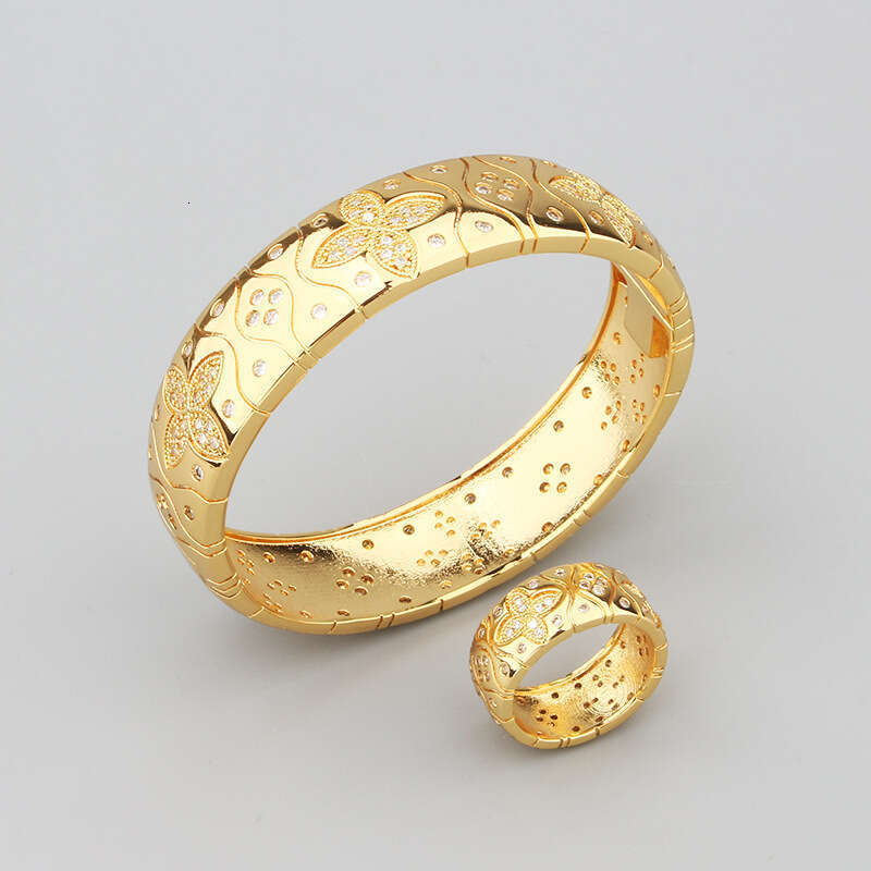 New Eternal Bracelet with Zircon Fashion Modern Jewelry for Women Petal Accessories Direct Shipping ddmypluto