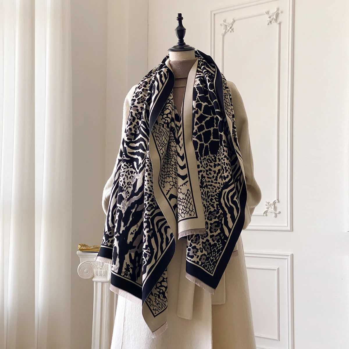 Leopard Print Wens Scarf Warm Scarf Shl Simple Imitation Cashmere Scarf Thick Shl Jacquard Fashion Autumn and Winter Y250918