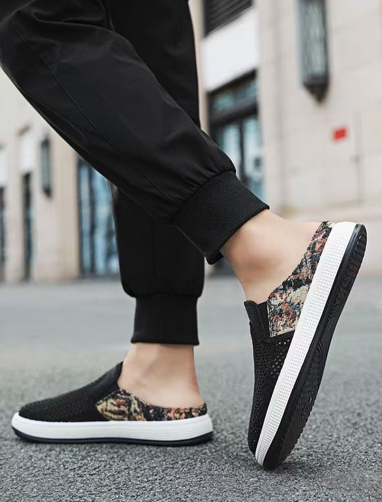 2025 summer mens outdoor closedtoe slides mesh breathable upper backless slipon design lazy style sandals for walking daily errands black floral print