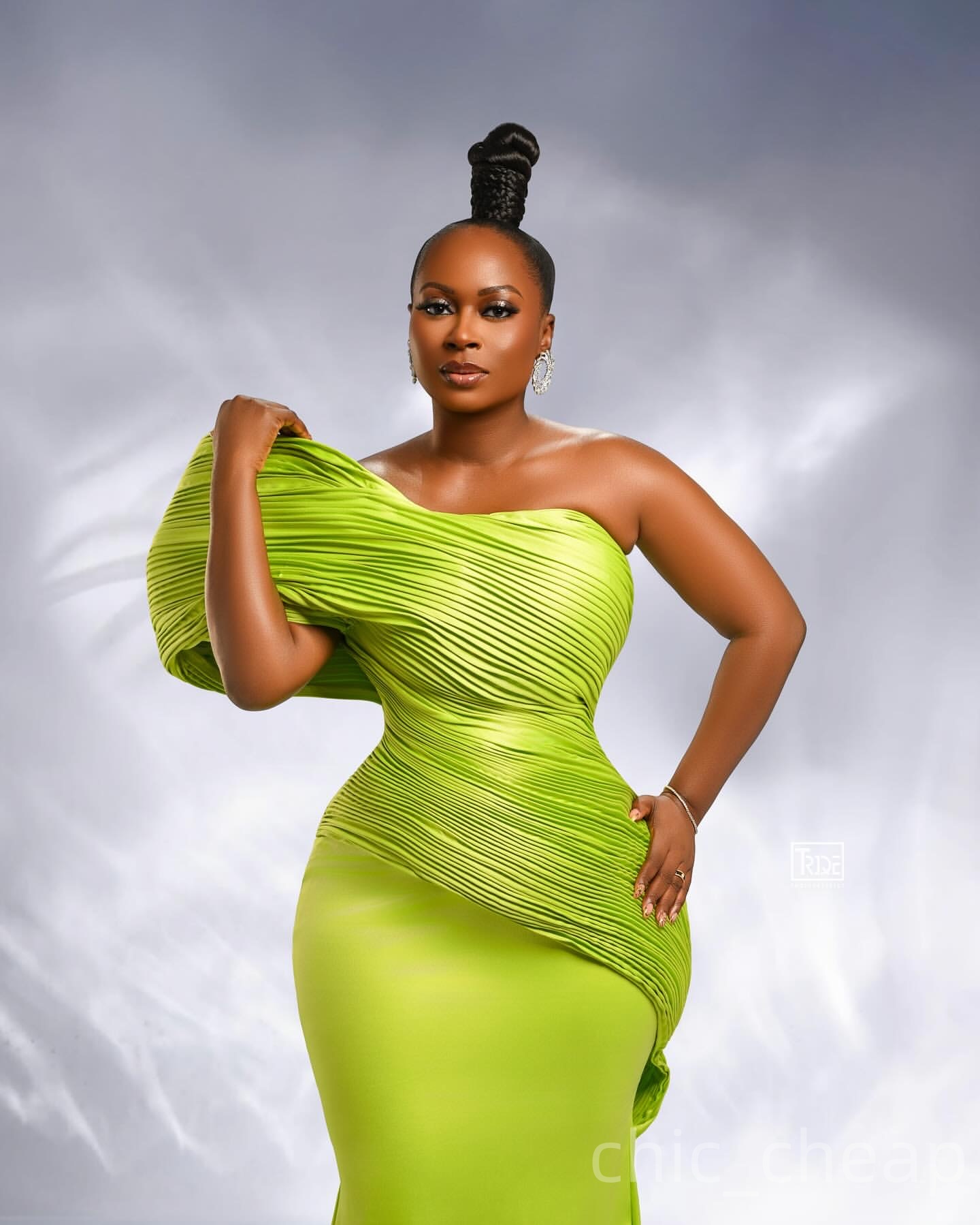 Mermaid Green Prom Dresses 2025 Stylish Satin Strapless Elegant Evening Formal Party Second Birthday Engagement Gowns Plus Size Dress For Special Occa