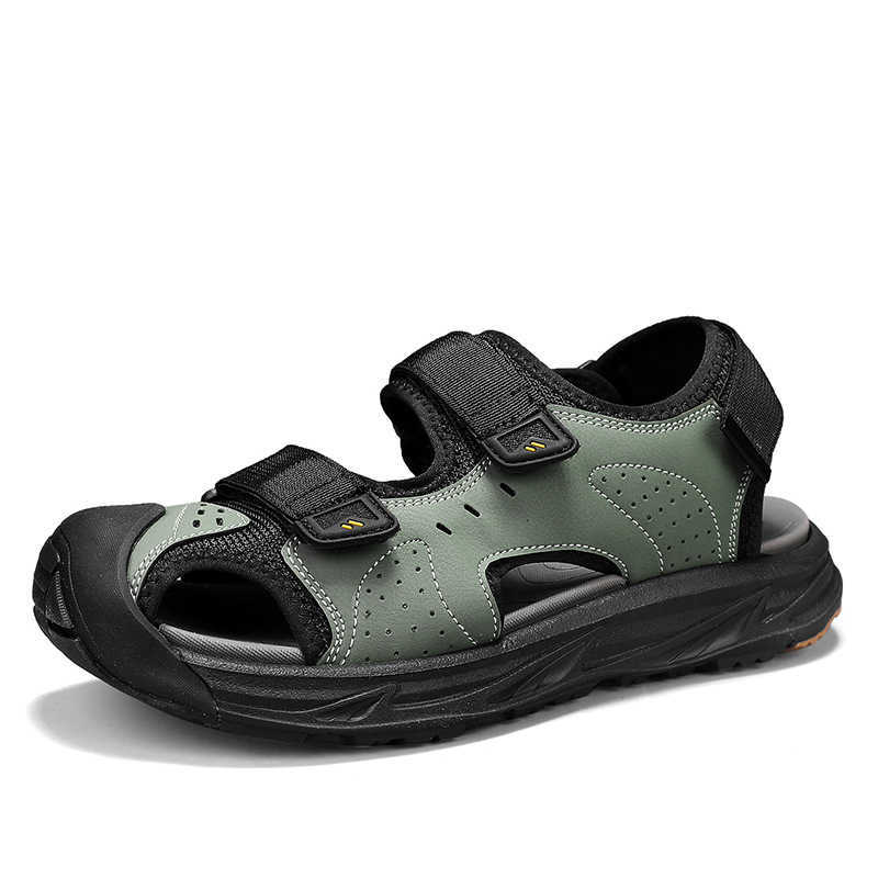 New Arrival Mens casual sandals summer outdoor soft soled breathable beach shoes fashionable student sports shoes anti slip walking sandals T250220