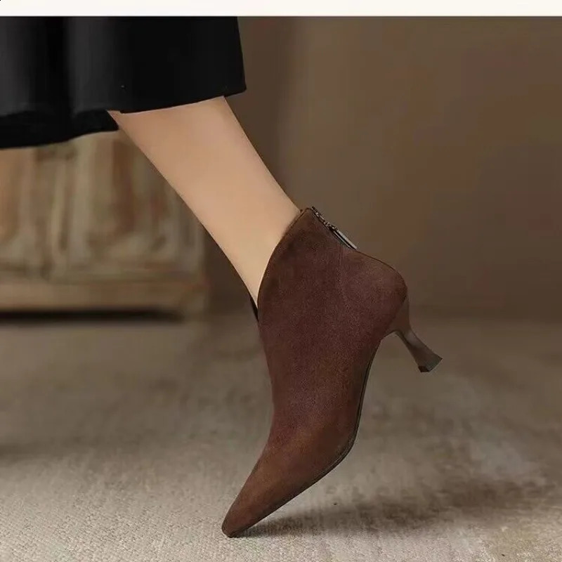 Brown suede short boots autumnwinter style pointedtoe lowheeled nude with a back zipper large size womens 250918