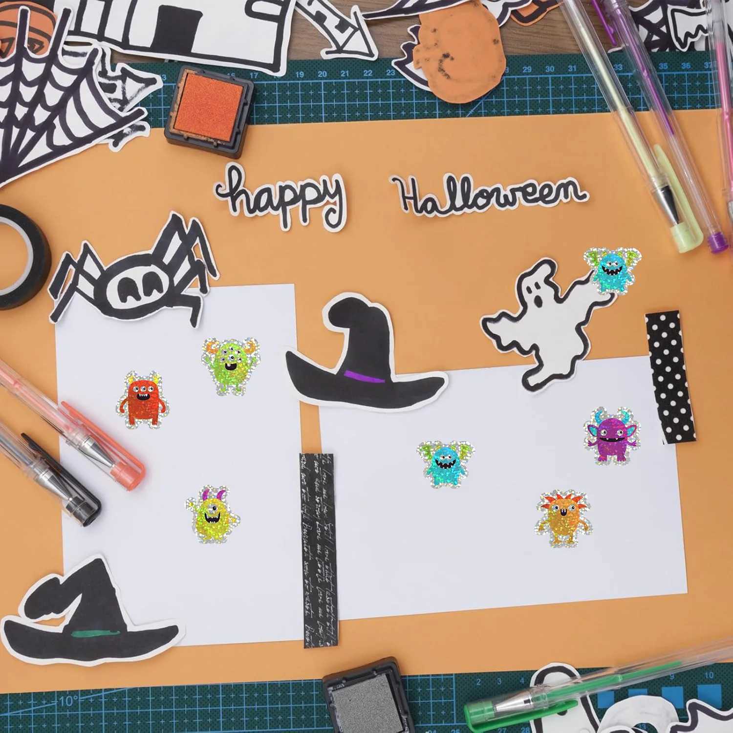 100500pcs Laser Monster Halloween Stickers Party Halloween Gift Wrapping Label Scrapbook Cartoon Stationery Stickers C250918