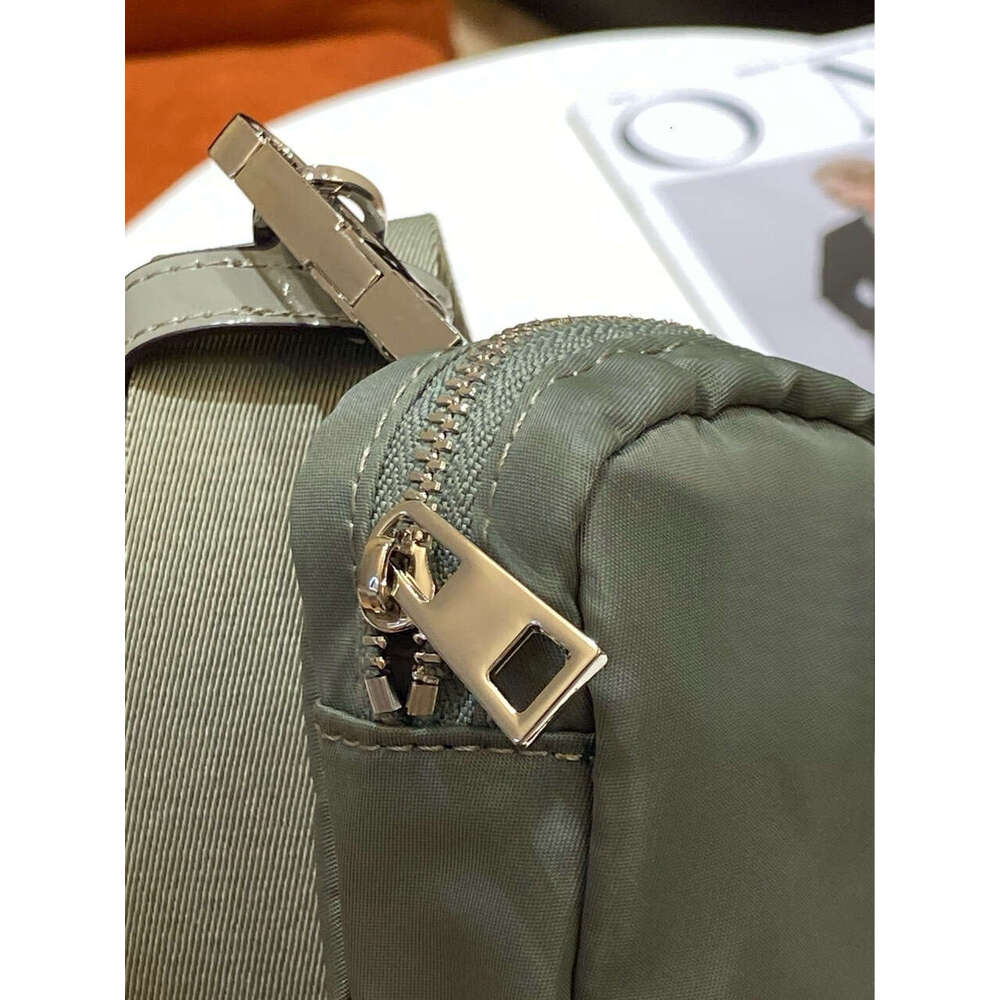 Nylon Cloth Tote Large Capacity Lightweight Camera Mini Shoulder Women's Bag B5