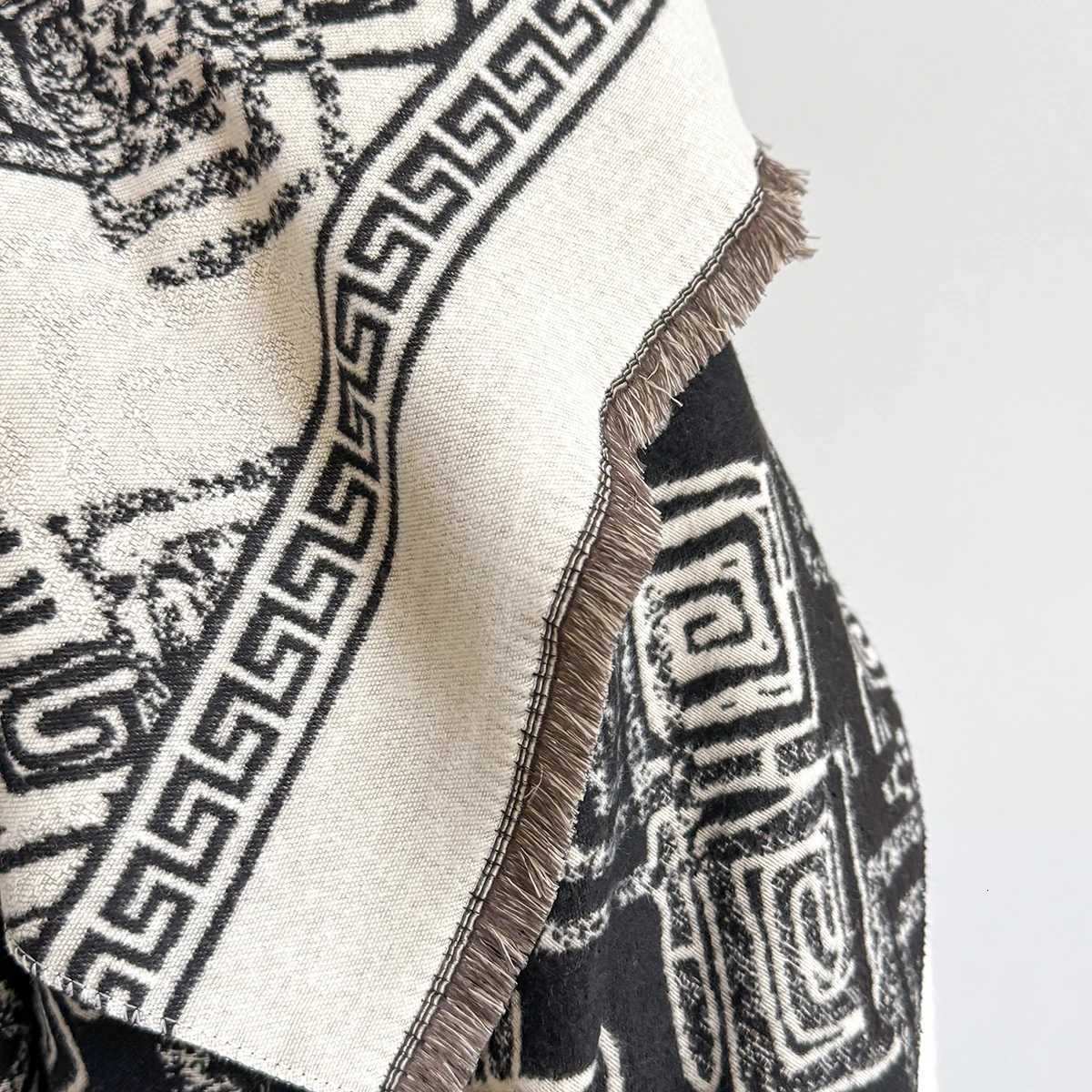 Winter Warm Wens Fashion Scraves Poncho Imitation Cashmere Thick Shl Wr Fem Blanket Bufanda Echarpe Scraf Y250918