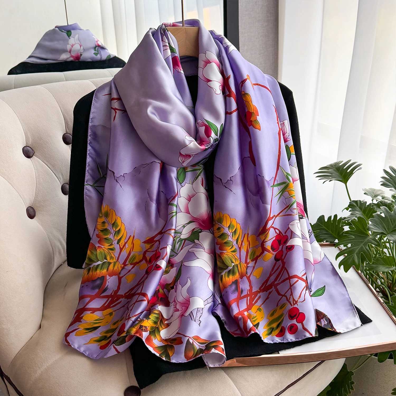 2025 Fashion Luxury Silk Scarf Wens Soft Smooth Scarf Wr Tuan Outdoor Scarf Long Shl Beach Sunscreen 18090cm Y250918
