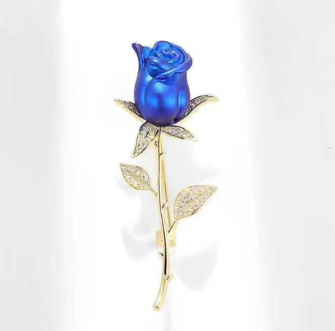 Creative Beautiful Rhinestone Rose Flower Brooches For Women Lady Elegant Flower Pin Summer Wedding Party Valentines Day Gift D250918