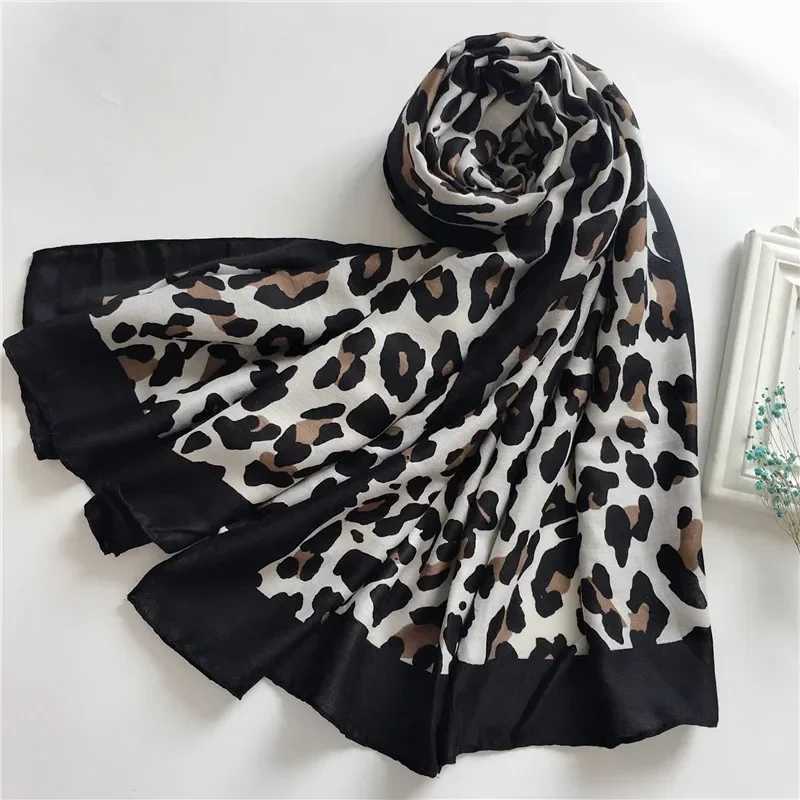 Fashion Design Sexy Leopard Dot Tassel Viscose Shl Scarf High Quty Neckerchief Autumn Winter Foards Muslim Hijab Sjaal Y250918