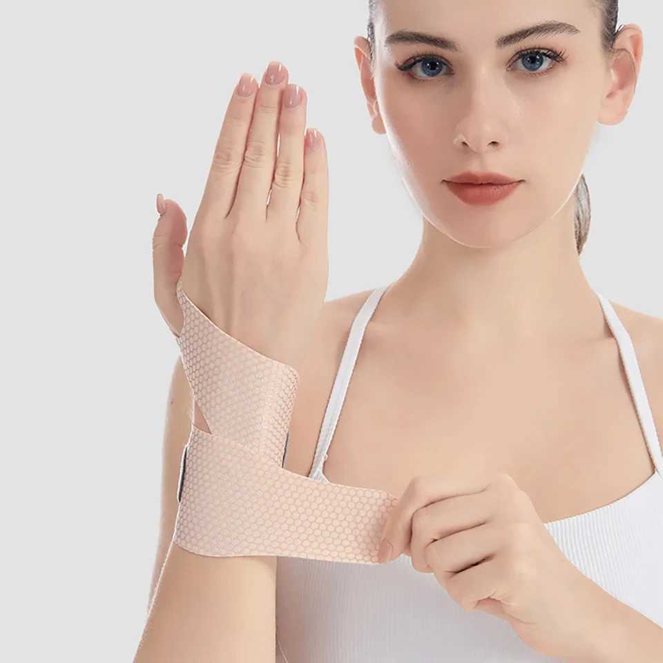 1PCS Adjustable Wristbands Wrist Support Bracer Gym Sports Wristband Carpal Protector Breathable Injury Wrap Band Strap Safety J2512111