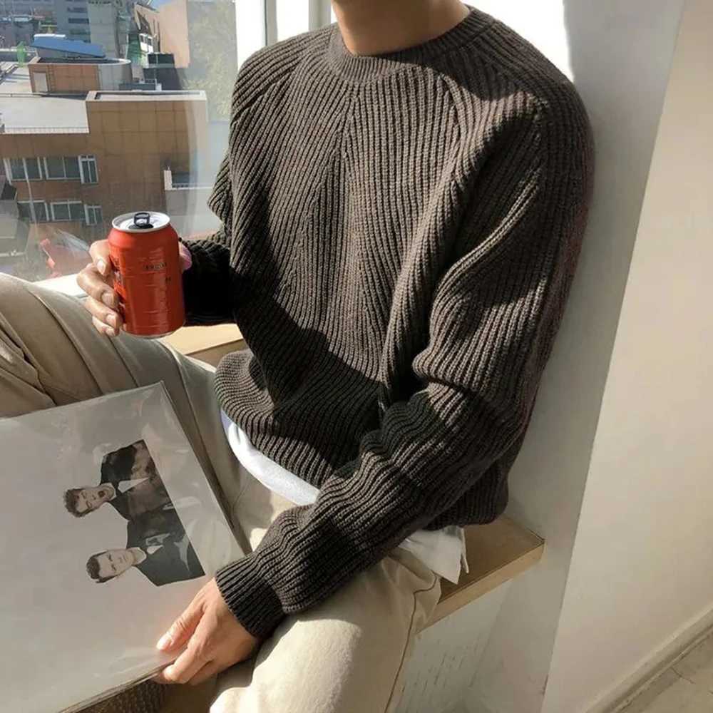 Mens Autumn Winter Korean Style Loose Round Neck Knitted Sweater GenderNeutral Trendy Casual Solid Color Simple Sweater UnisexZ250918