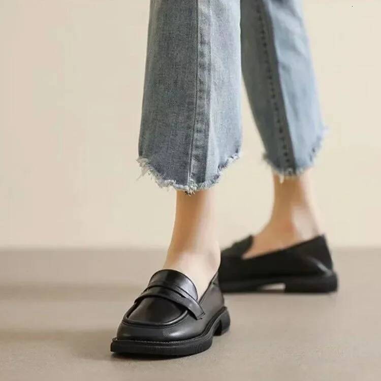 Black Leather Loafers Platform Slip on Shoes for Women 2024 Spring British Casual Flats Shoe Woman Low Heels 43 ddmydog