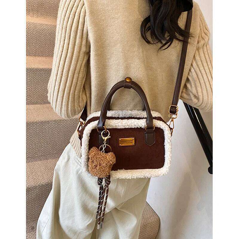 Designer Bags Lamb Fur Women's Winter Small Crossbody Cute Fluffy Square Single Oulder Bag PU Frosted Leather Handbag Hot Selling