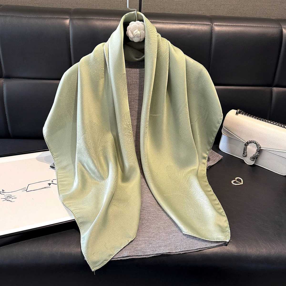 2025 Spring Summer Latest Fashion Wen Ginkgo Print band Fem Wrs Beach Sunscreen Hijab Beach Chiffon Scarf Shls Y250918