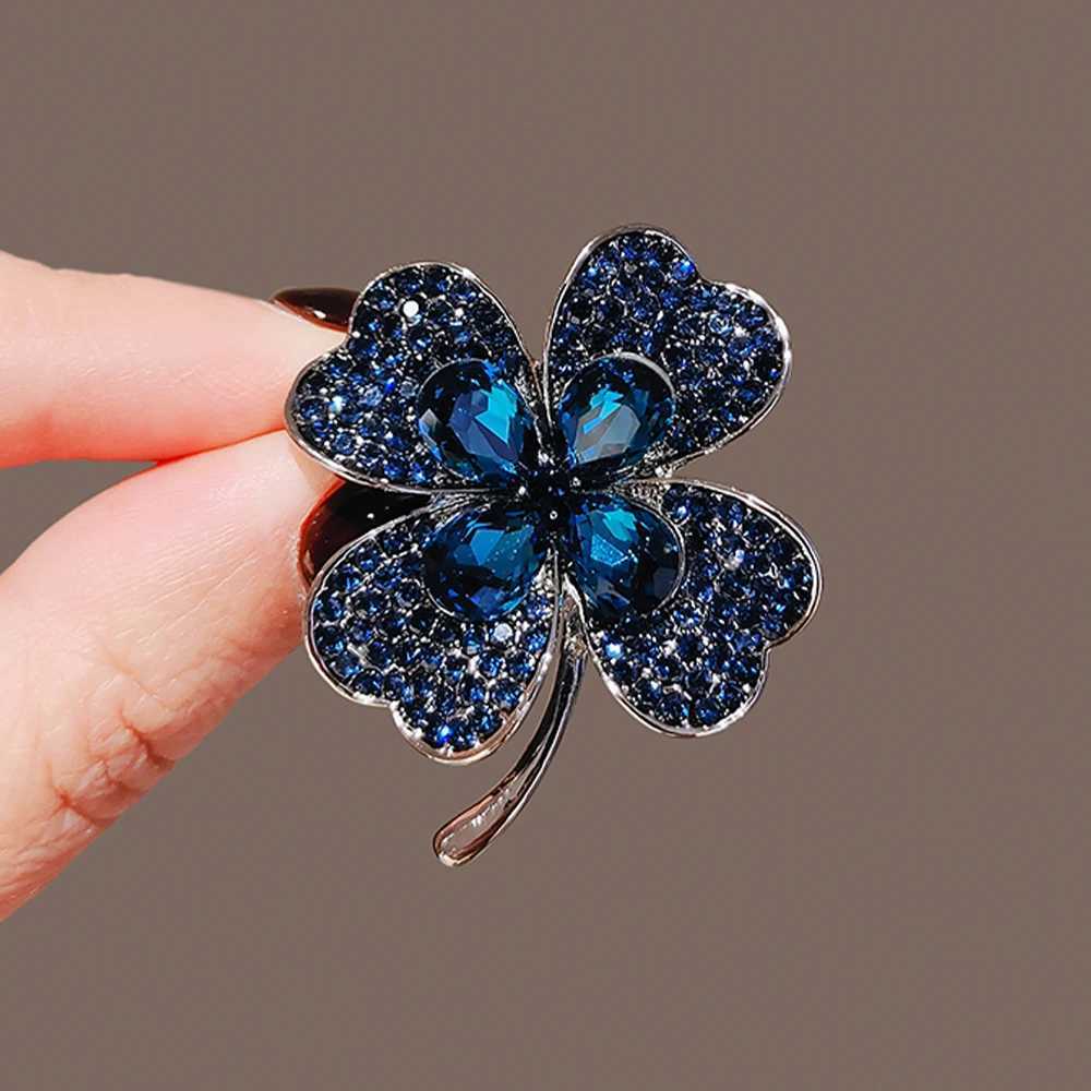 Rhinestone Clover Brooches For Women Blue Color Pin Peace And Health Plant Jewelry pin accessories D250918