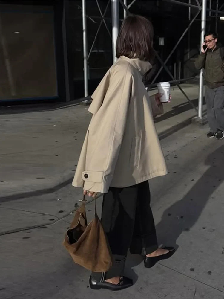 Retro Loose High Neck Zipper Trench Women Casual Khaki Single Button Short Jackets Female 2025 Chic Versatile Street Outwear 250918