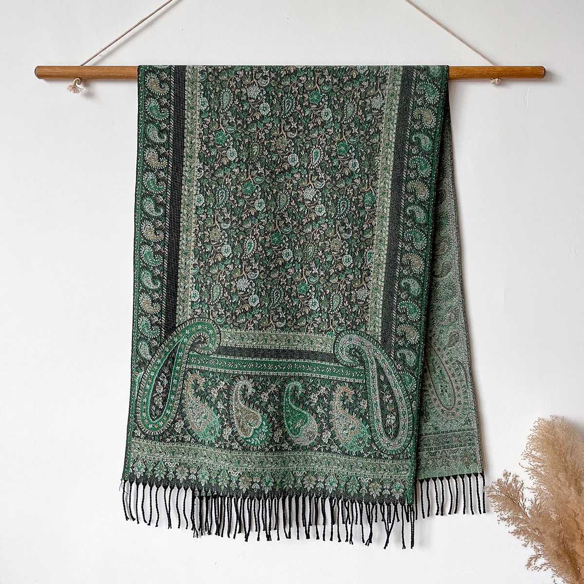 Fashion Luxury Brand Winter Poncho Scarf Wen Large Shl Hijab Foard Echarpe Ethnic Style Design La Stole Scarves Y250918