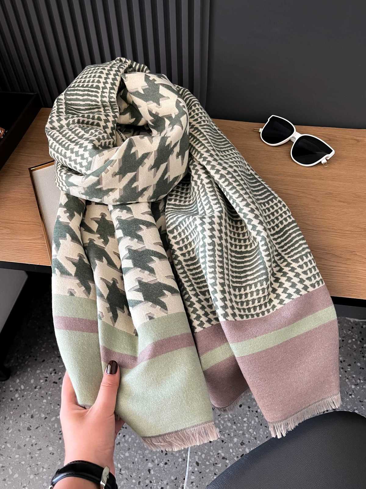 Luxury Cashmere Sacarf For Wen Houndstooth Thick Winter Blanket With Tassel Large Shl And Wr Bufanda Warm Mantilla Y250918