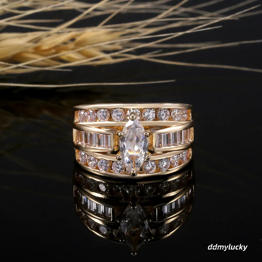 2025 New High-End Copper-Inlaid Zircon Women's European Designer Wedding Ring And American Fashionable Engagement Jewelry Accessory ddmyLucky