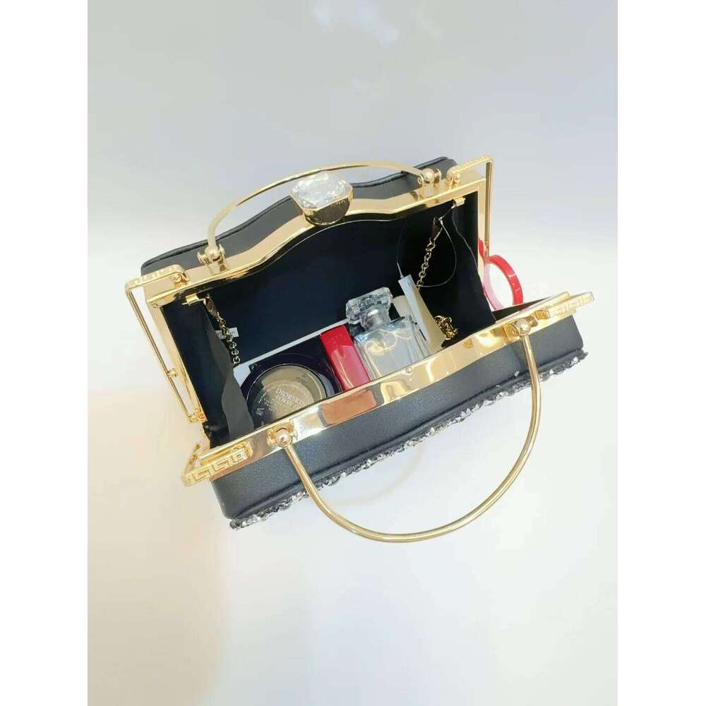 Designer Bags 2025 Exquisite Women Chain Shoulder Evening Bag Party Banquet Glitter Purse Lady Elegant Wedding Clutches Handbags Luxury Bag