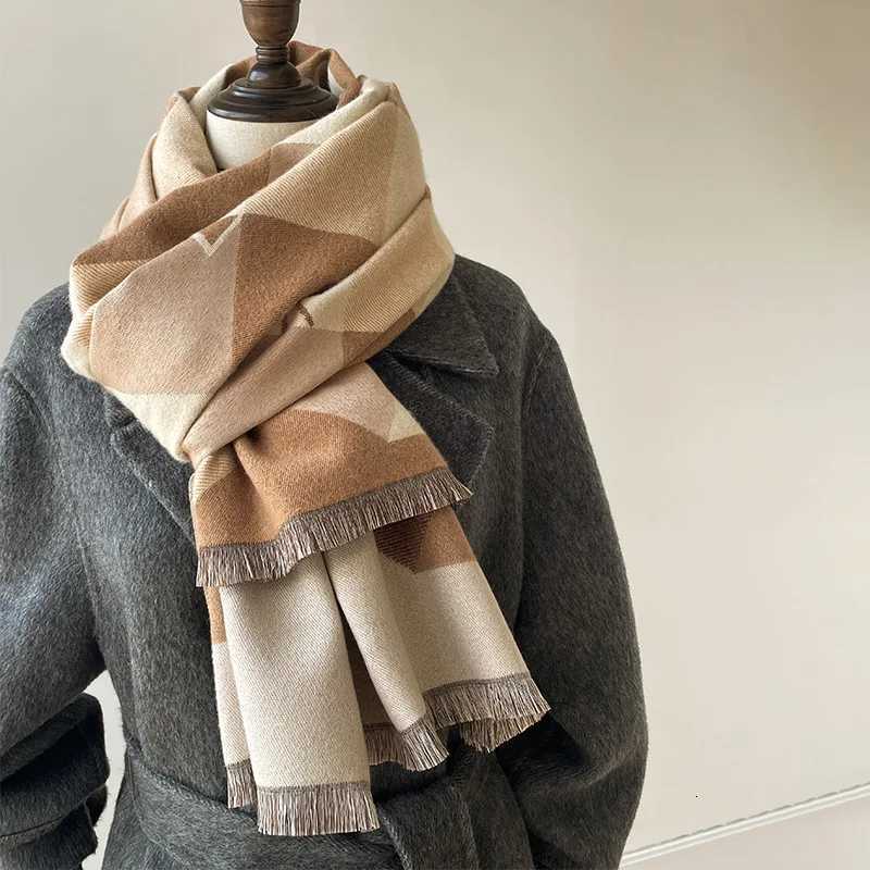 2025 Luxury Cat Print Scarf for Wen Warmer Winter Cashmere Scarves Shls Fem Thick Blanket Wrs Foard Y250918